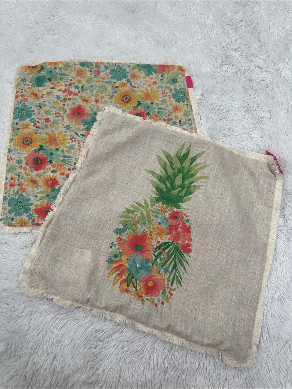 🌴 NWT Set of 2 20” Issac Mizrahi Throw Pillow Covers